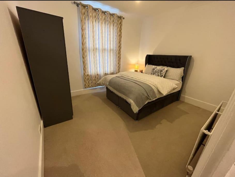 Two Bedroom Flat In Londres Exterior foto